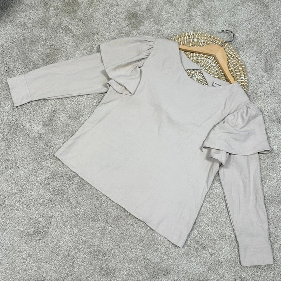 The Odells Ruffle Shoulder Long Sleeve Top Blouse in Beige Cottagecore Size S - Picture 3 of 14